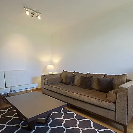 Avila Saldanha ליסבון